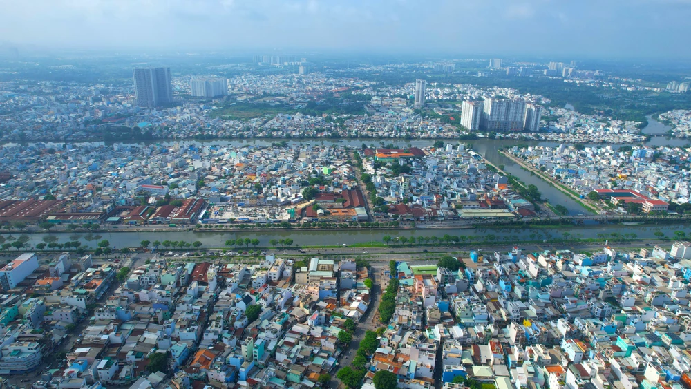 TP.HCM kiến nghị tách phường/xã đông dân, có nhiều dự án trọng điểm. Ảnh: NGUYỄN TIẾN