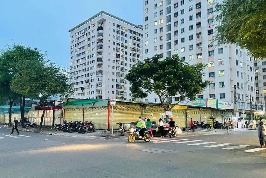 Chung cư Ngô Gia Tự, quận 10. Ảnh: VIỆT HOA