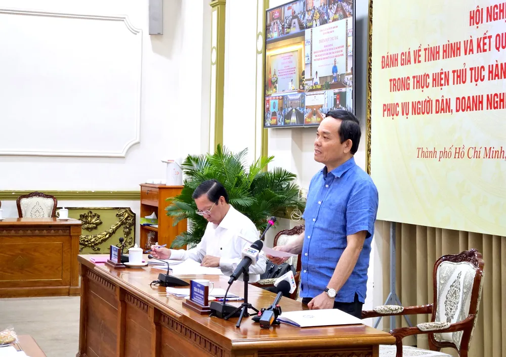 Phó Thủ tướng Trần Lưu Quang phát biểu tại phiên họp. Ảnh: HÀ THƯ ra-soat-cat-giam-thu-tuc-1.jpg
