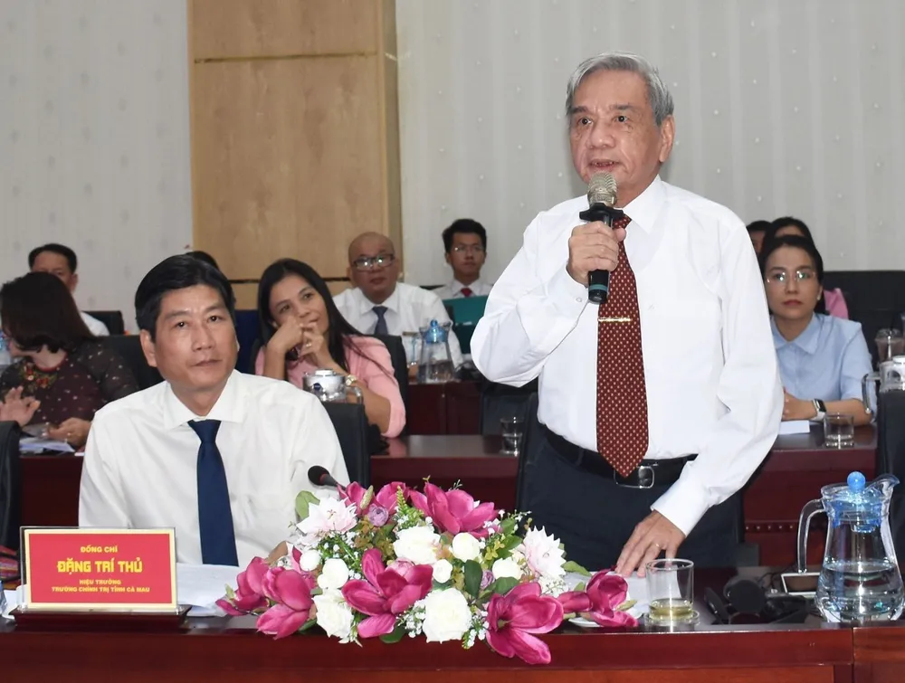 Đảng viên sai phạm, vướng vào lao lý có một phần lỗi từ gia đình-giam-sat-dang-vien-sai-pham