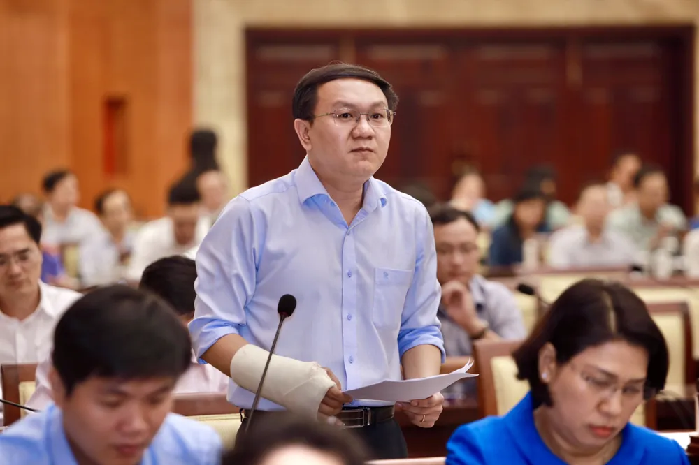 TP.HCM sắp có ứng dụng ‘Lắng nghe mạng xã hội’, biết hôm nay người dân quan tâm gì-chuyen-doi-so-lang-nghe-mang-xa-hoi