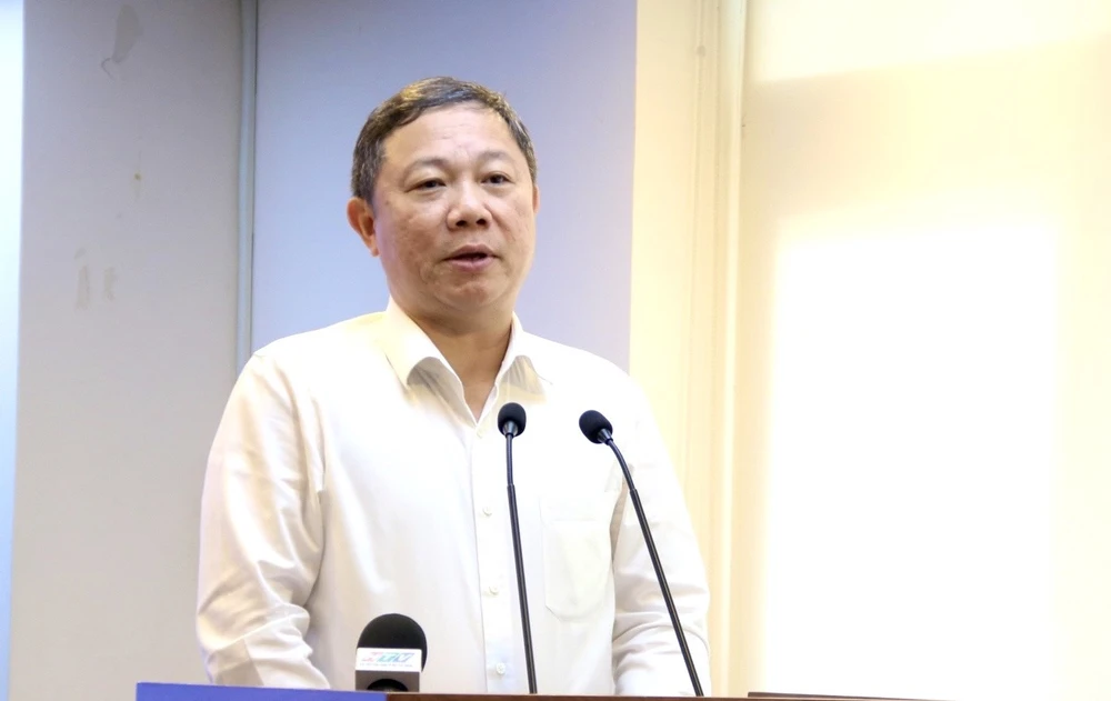 Phó Chủ tịch UBND TP.HCM Dương Anh Đức. Ảnh: HÀ THƯ Phó Chủ tịch TP.HCM cảnh báo thông tin nguy cơ dịch bệnh nguy hiểm gấp 20 lần COVID-19-nguy-co-dich-nguy-hiem-hon-covid-19