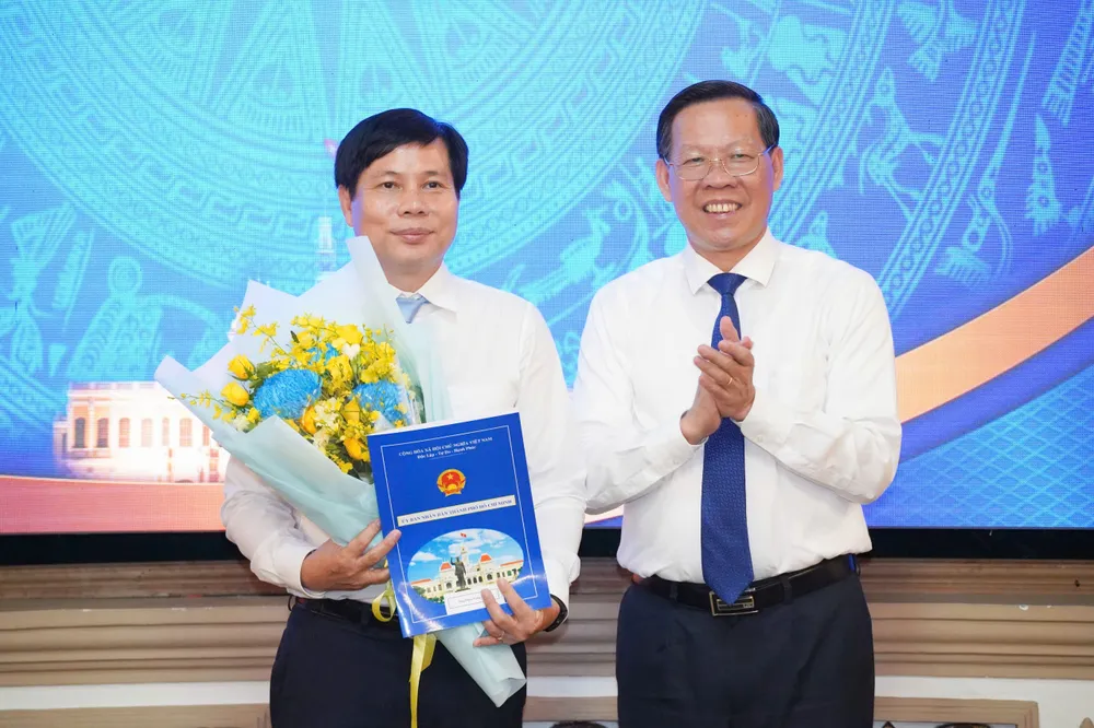 Phó Giám đốc Sở GTVT Phan Công Bằng được điều động, bổ nhiệm về làm Trưởng ban Ban quản lý Đường sắt đô thị TP.HCM. Ảnh: THUẬN VĂN TP.HCM điều động, bổ nhiệm 4 cán bộ chủ chốt-can-bo-chu-chot