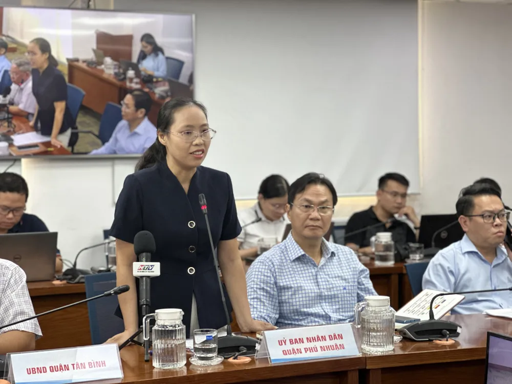 Phố ẩm thực Phan Xích Long ra sao sau gần 10 tháng hoạt động?-pho-am-thuc-phan-xich-long