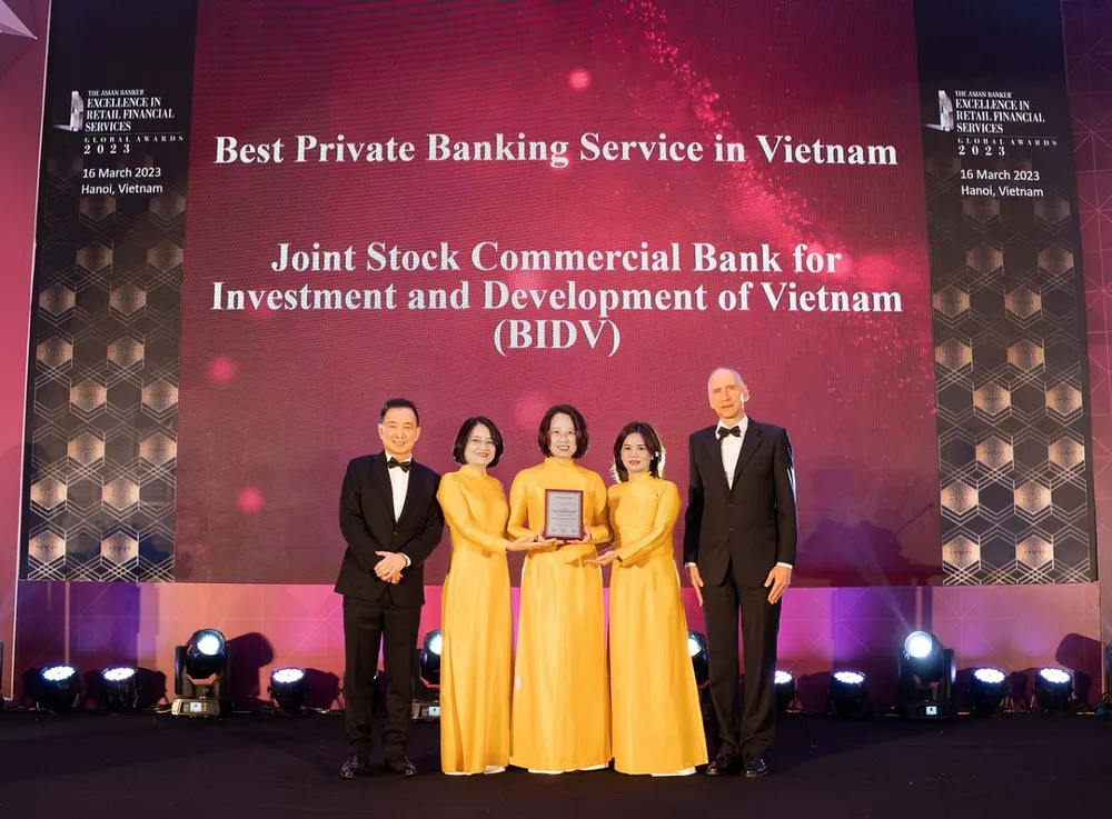 BIDV cũng xuất sắc nhận giải thưởng Dịch vụ ngân hàng cao cấp Private Banking tốt nhất Việt Nam