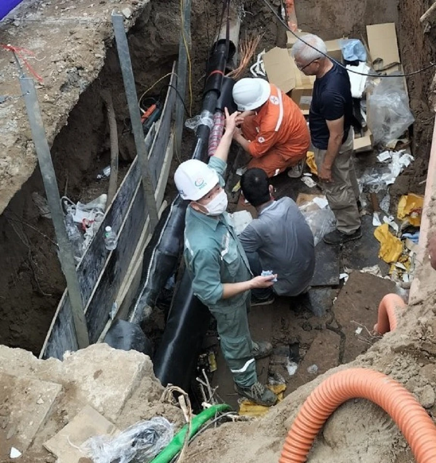 Công ty Lưới điện Cao thế TP Hà Nội khẩn trương khắc phục sự cố lưới điện.