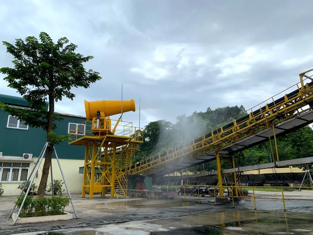 Hệ thống phun sương dập bụi của TKV. TKV22-9.jpg