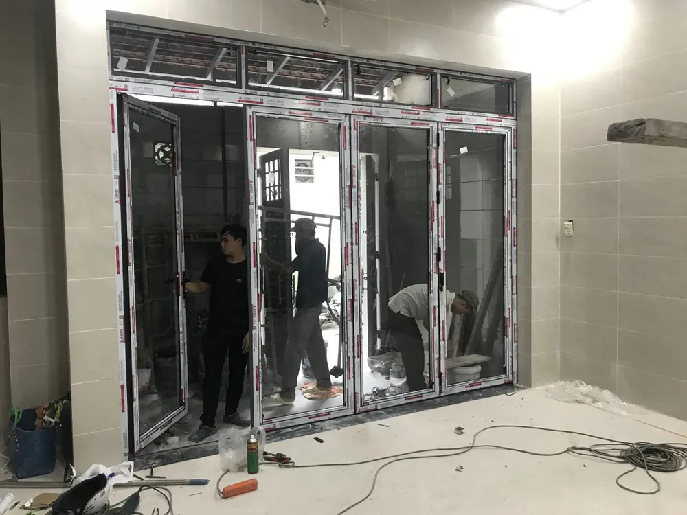 Cửa nhôm Xingfa 4 cánh xếp trượt cũng tồn tại một số nhược điểm cua-nhom-Xingfa-4-canh2.png