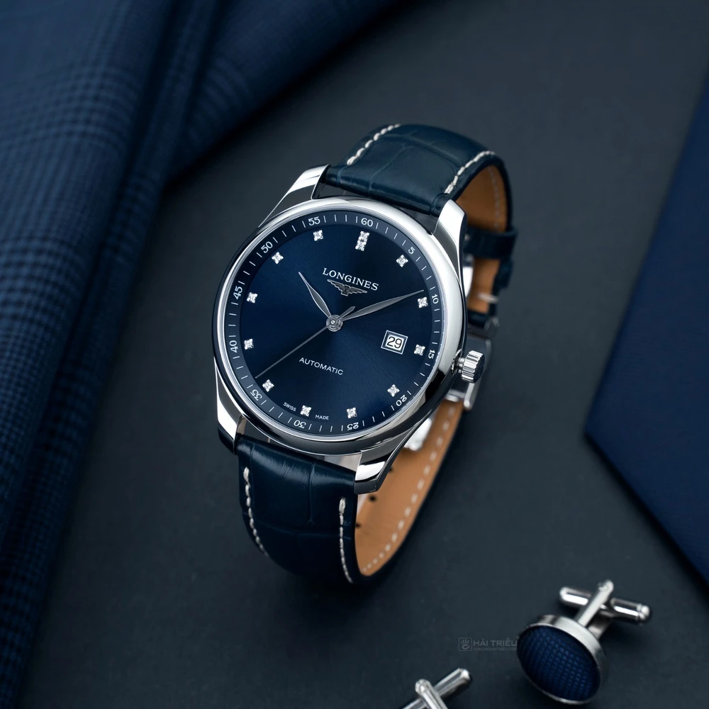 Phiên bản Longines sử dụng máy cơ có giá khoảng 72 triệu Giá các loại đồng hồ đeo tay phổ biến tại Việt Nam