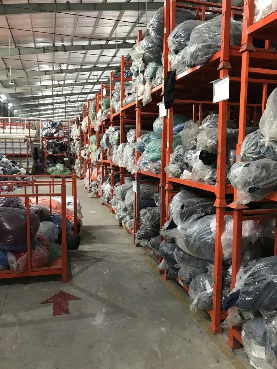 Thu mua vải tồn kho giá tốt: Cơ hội vàng cho vải tồn kho