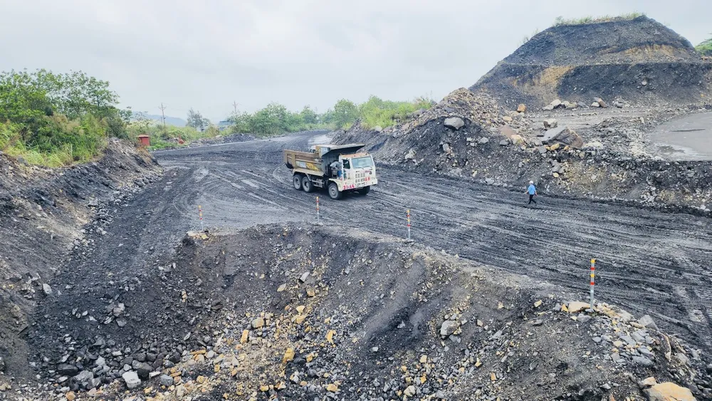 4 tháng năm 2024, TKV đạt doanh thu 56.856 tỷ đồng, nộp ngân sách Nhà nước 8.46.00 tỷ đồng