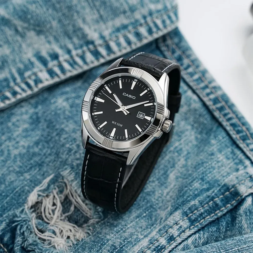 Đồng hồ chống nước 5ATM là gì? Có thể đeo đi đâu, hợp với ai?