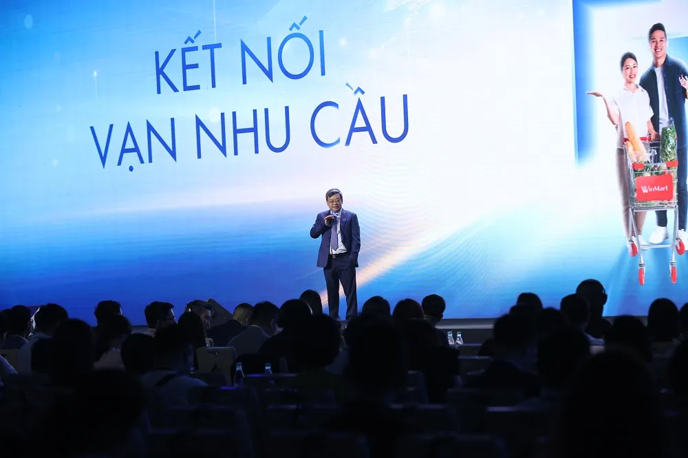Chủ tịch tập đoàn Masan, Ông Nguyễn Đăng Quang, chia sẻ tại ĐHĐCĐ Masan với chủ đề “kết nối vạn nhu cầu” Masan Group tái cấu trúc danh mục đầu tư, tập trung nguồn lực cho mảng tiêu dùng bán lẻ