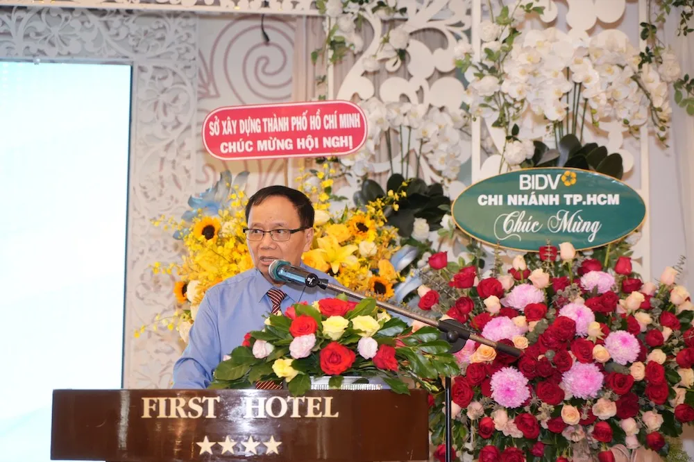 PGS.TS Nguyễn Hồng Tiến – Chủ tịch hội Chiếu sáng Việt Nam phát biểu tại Đại hội Hội Chiếu sáng Việt Nam lần thứ 5, nhiệm kỳ 2024-2029 Khai mạc Đại hội Hội Chiếu sáng Việt Nam lần thứ V, nhiệm kỳ 2024-2029