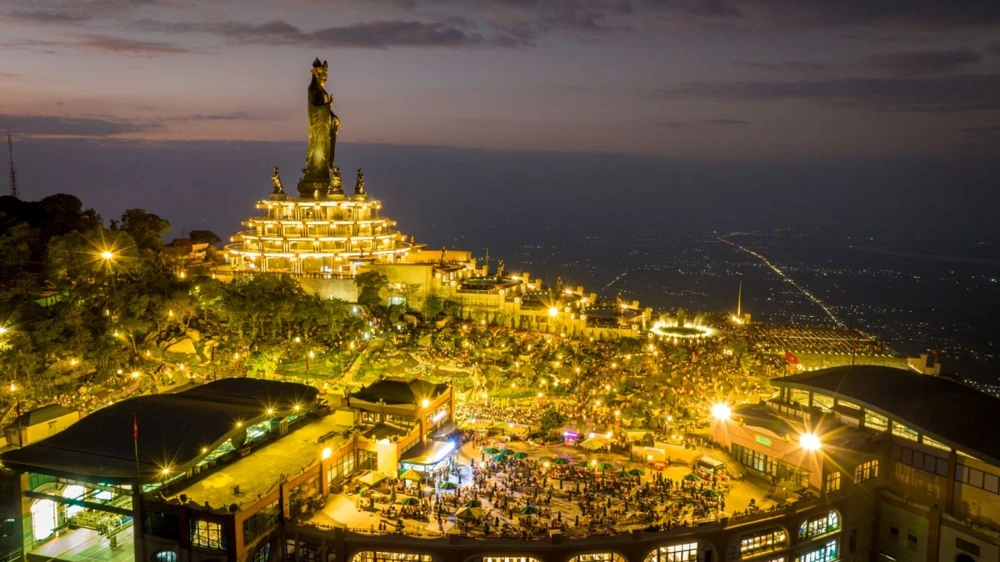 Ngân hàng NCB tung ưu đãi hấp dẫn, cùng du khách vi vu trong kỳ nghỉ lễ lớn