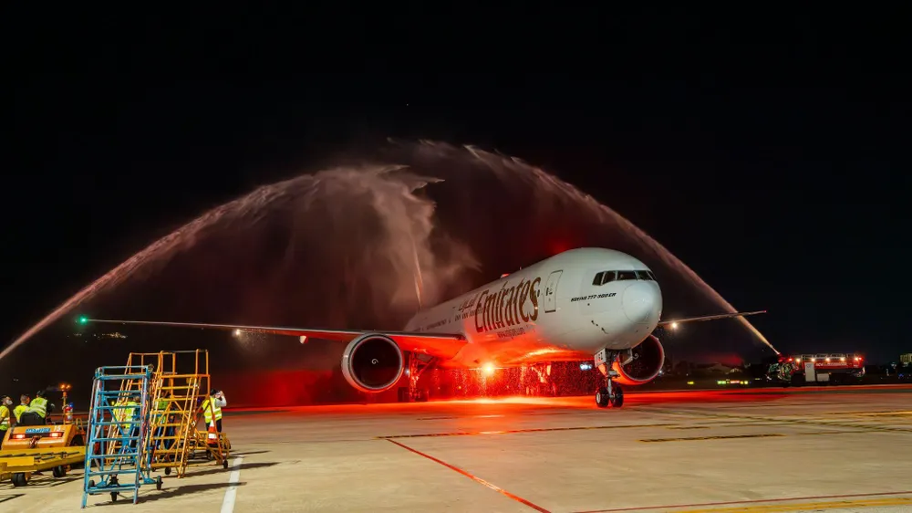 Emirates mở đường bay thẳng, mang khách quốc tế cao cấp tới Đà Nẵng | Báo  Pháp Luật TP. Hồ Chí Minh