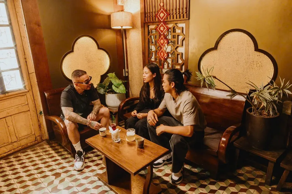 Đếm ngược 8Wonder: Fan 'ôm rào’ từ 5 giờ sáng, dàn siêu sao sẵn sàng cháy hết mình