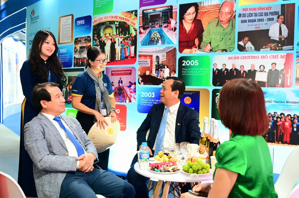 Saigontourist Group tham gia các hoạt động kỷ niệm 80 năm Ngày Quốc khánh Việt Nam