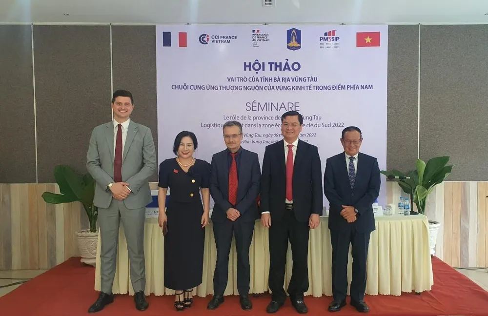 Các đại biểu chụp hình lưu niệm sau hội thảo-Ảnh:TK Các đại biểu chụp hình lưu niệm sau hội thảo-Ảnh:TK