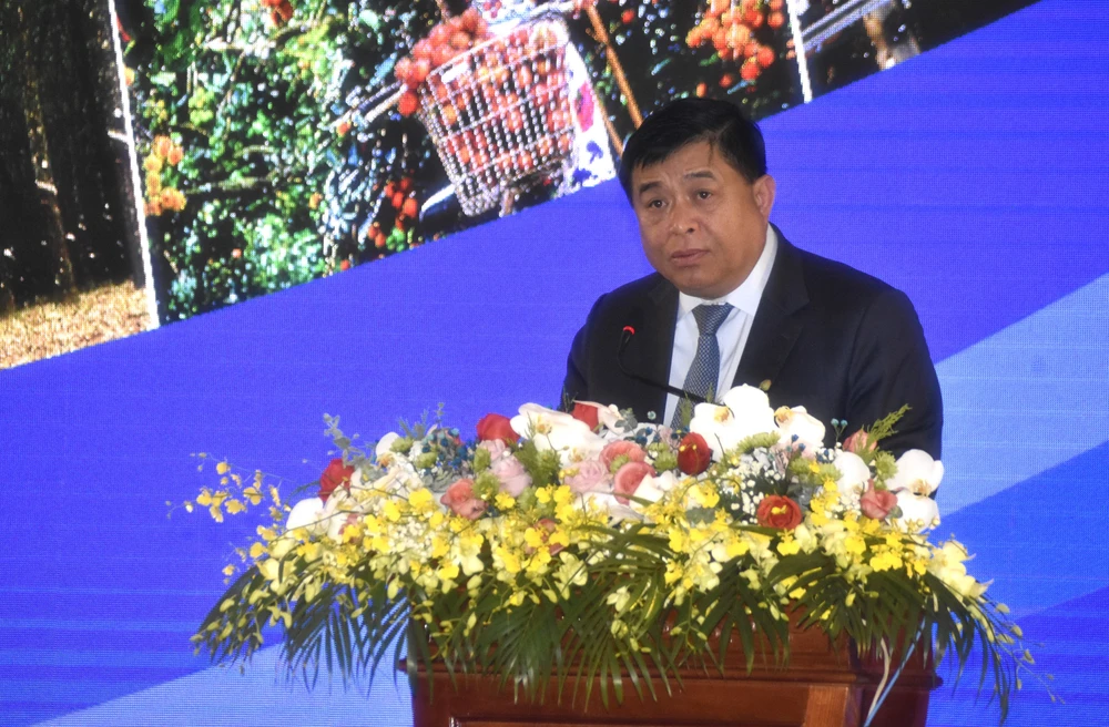 Bộ trưởng Bộ KH&ĐT Nguyễn Chí Dũng phát biểu khai mạc hội nghị. Ảnh: MT Bộ trưởng Bộ KH&ĐT Nguyễn Chí Dũng phát biểu khai mạc hội nghị. Ảnh: MT