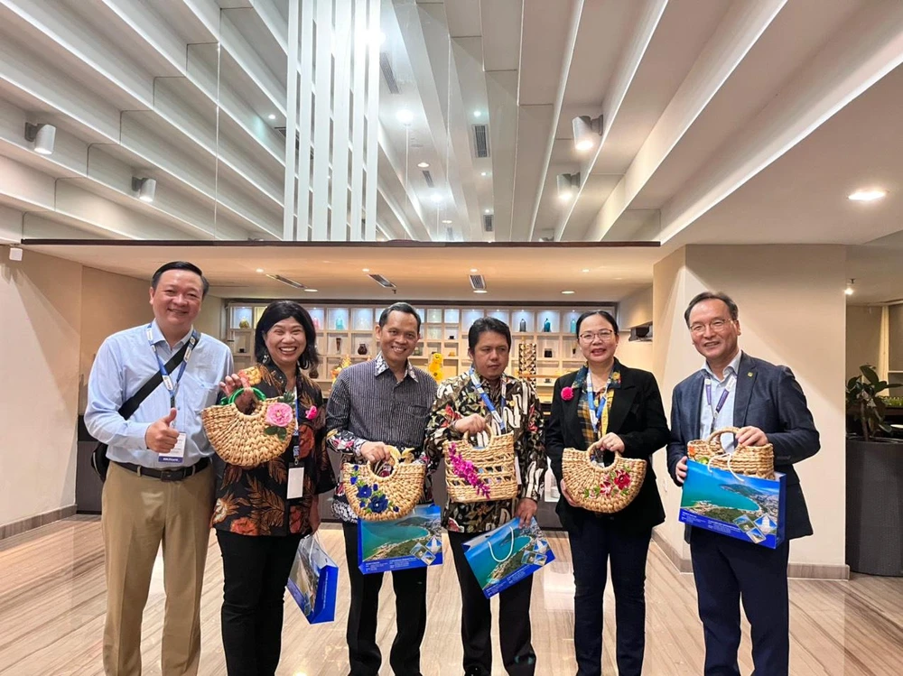 Vũng Tàu giới thiệu hình ảnh, quảng bá du lịch địa phương tại sự kiện tổ chức ở Indonesia đầu tháng 11-2022. Ảnh:TPVT