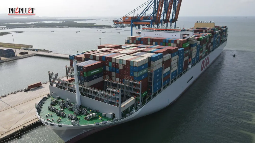 Siêu tàu OOCL Spain