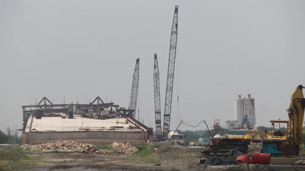 Trên toàn tuyến có bốn cầu hiện đang thi công. Ảnh: TK