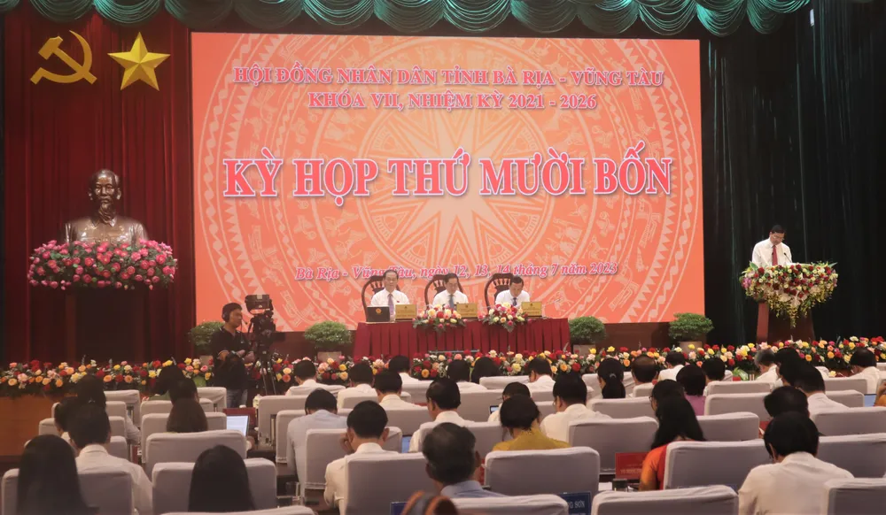 Kỳ họp thứ 14 thông qua nhiều dự thảo nghị quyết quan trọng của tỉnh Bà Rịa-Vũng Tàu. Ảnh: TK Kỳ họp thứ 14 thông qua nhiều dự thảo nghị quyết quan trọng của tỉnh Bà Rịa-Vũng Tàu. Ảnh: TK