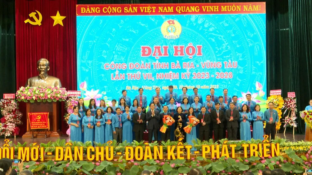 Đại hội bầu ra Ban chấp hành Liên đoàn Lao động khóa VII, nhiệm kỳ 2023-2028. Ảnh: KN Lien-doan-lao-dong-Ba-Ria-Vung-Tau.jpg