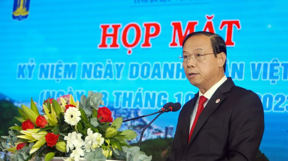 Ông Nguyễn Văn Thọ, Chủ tịch UBND tỉnh Bà Rịa-Vũng Tàu chúc mừng, biểu dương và chia sẻ với cộng đồng doanh nghiệp, doanh nhân toàn tỉnh. Ảnh: VQ Ong-Nguyen-Van-Tho.jpg