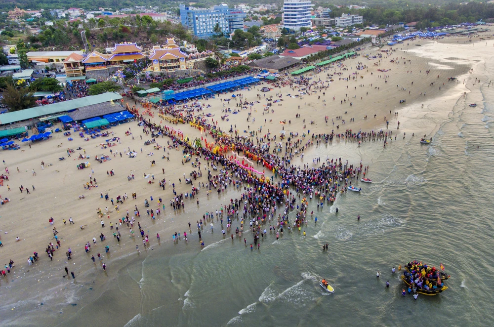Lễ hội Dinh Cô Long Hải năm 2023. Ảnh: NGUYỄN THÁI AN Lễ hội Dinh Cô Long Hải năm 2024 sắp tới có gì đặc biệt ?