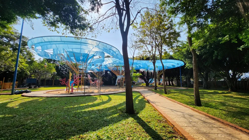 Hình ảnh, màu sắc tươi trẻ tại khu vực hội hoa xuân. Ảnh: TK Trang-tri-Tet-h6.jpg