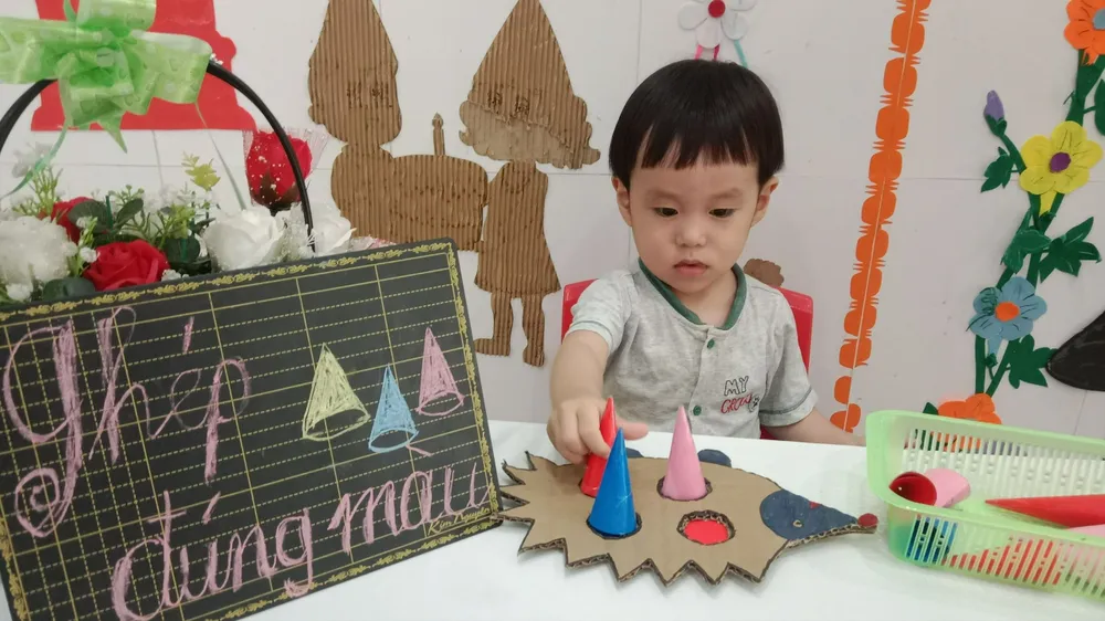 Bà Rịa- Vũng Tàu xem xét thông qua các nghị quyết hỗ trợ cho trẻ em và người cao tuổi. Ảnh minh họa: MNHH ho-tro-hoc-phi.jpg