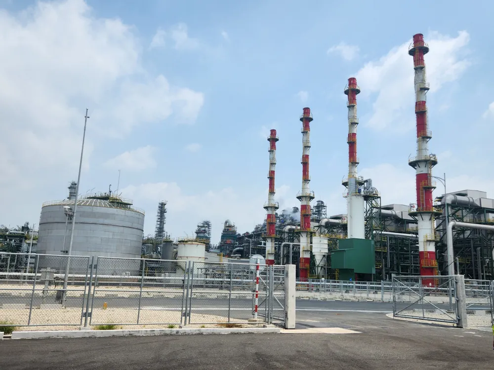 Dự án tổ hợp hóa dầu hơn 5 tỉ USD tại Bà Rịa- Vũng Tàu chính thức vận hành thương mại