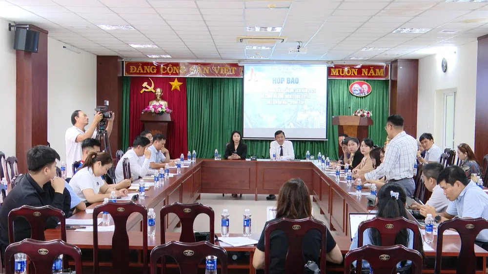Họp báo do Sở Du lịch tỉnh Bà Rịa- Vũng Tàu phối hợp tổ chức ngày 25-10. Ảnh: TK Ba-Ria-Vung-Tau-h3.jpg