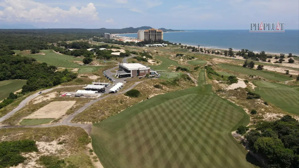 Bà Rịa- Vũng Tàu có nhiều lợi thế để làm các sân golf đẳng cấp quốc tế kết hợp thu hút du khách, phát triển du lịch. Ảnh: KN Ho-tram.jpg