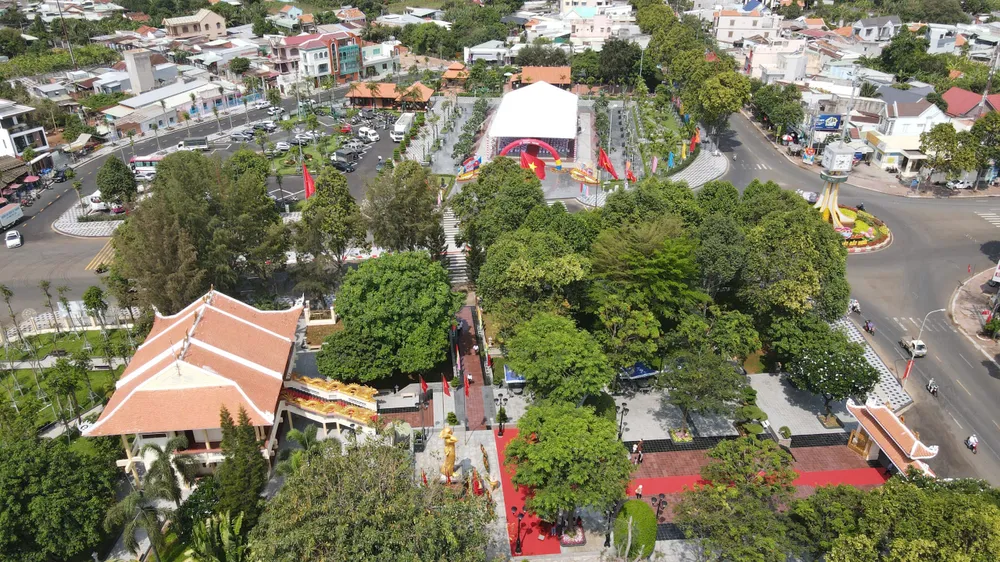 Công viên tượng đài, nhà lưu niệm Anh hùng Liệt sĩ Võ Thị Sáu trở thành một địa chỉ đỏ để người dân, du khách và thế hệ trẻ thăm quan, tìm hiểu về truyền thống lịch sử. Ảnh: KN Vo-Thi-Sau-h9.jpg