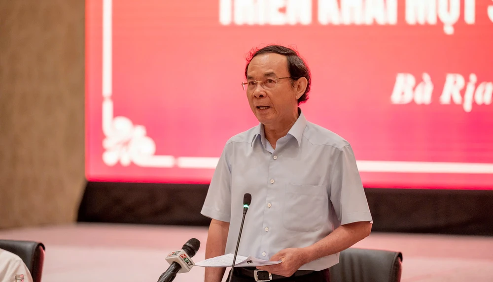 Bí thư Thành ủy TP.HCM Nguyễn Văn Nên phát biểu kết luận hội nghị. Ảnh: MT Bi-thu-Thanh-uy-Nguyen-Van-Nen.jpg