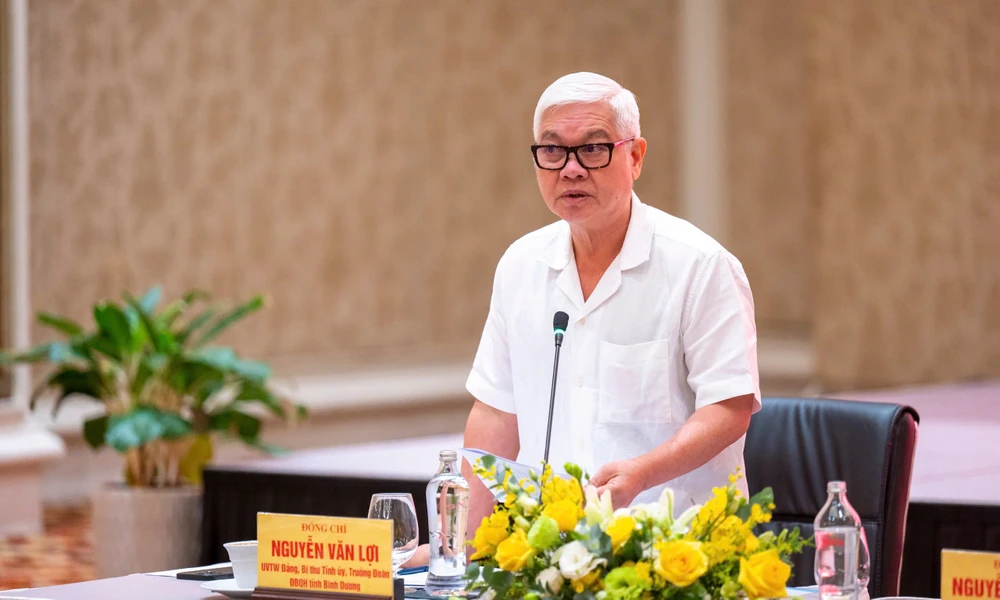 Ông Nguyễn Văn Lợi, Bí thư Tỉnh ủy, Trưởng Đoàn ĐBQH tỉnh Bình Dương phát biểu tại hội nghị. Ảnh: MT Ong-Nguyen-Van-Loi.jpg