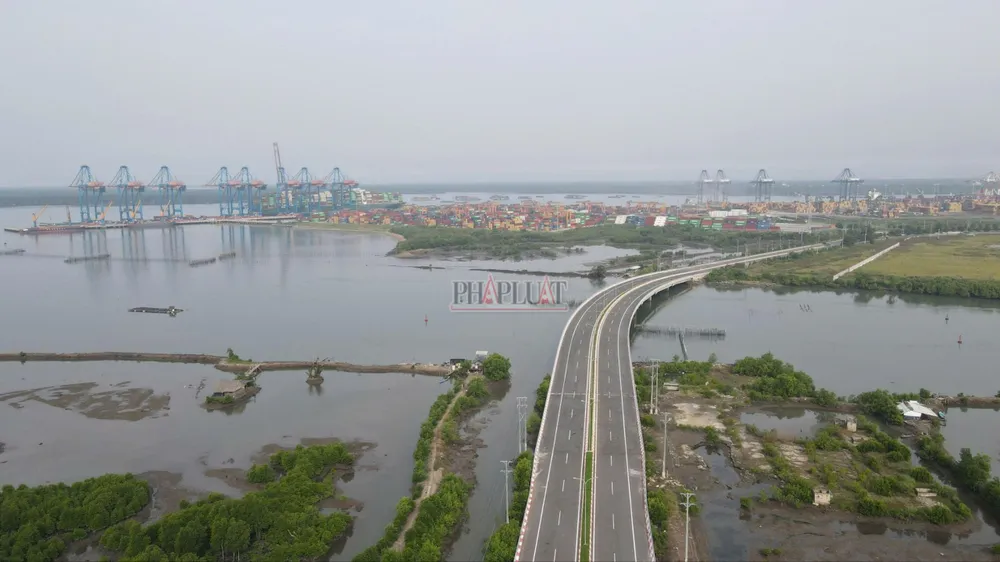 Cảng nước sâu Cái Mép - Thị Vải của Bà Rịa - Vũng Tàu là cảng biển loại đặc biệt quốc gia. Ảnh: KN Cảng nước sâu Cái Mép - Thị Vải của Bà Rịa - Vũng Tàu là cảng biển loại đặc biệt quốc gia. Ảnh: KN