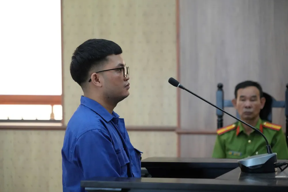 Chiếm đoạt tài sản