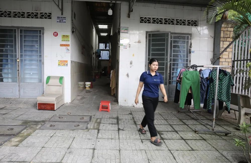 Tạo điều kiện để công nhân được đào tạo, bồi dưỡng về chuyên môn, lý luận chính trị