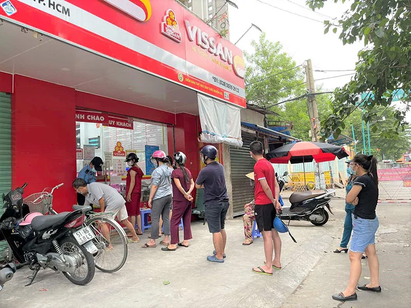 Tháo rào cản lưu thông để dân TP.HCM có cá, rau... ảnh 2 Tháo rào cản lưu thông để dân TP.HCM có cá, rau... ảnh 2