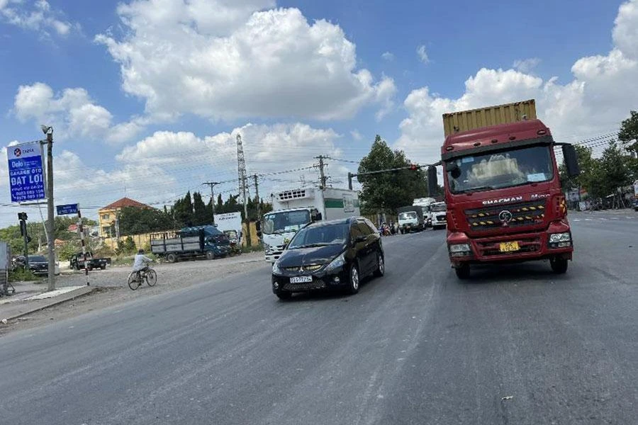 Một đoạn dự án vành đai 3 (Mỹ Phước - Tân Vạn) đã hoàn thành và đang được khai thác. Ảnh: ĐÀO TRANG