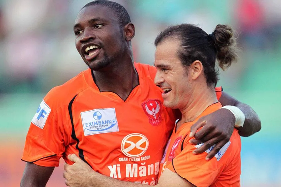 Dream team Sài Gòn Xuân Thành khi “nhập hộ khẩu” TP.HCM từng hứa hẹn rất nhiều nhưng khi không được việc là bỏ, giải tán luôn đội bóng. Ảnh: XUÂN HUY