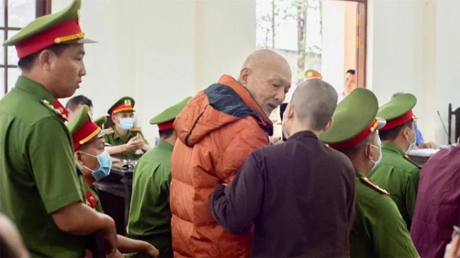 Bị cáo Lê Tùng Vân tại phiên tòa sơ thẩm. Ảnh: BẢO PHƯƠNG Bị cáo Lê Tùng Vân tại phiên tòa sơ thẩm. Ảnh: BẢO PHƯƠNG