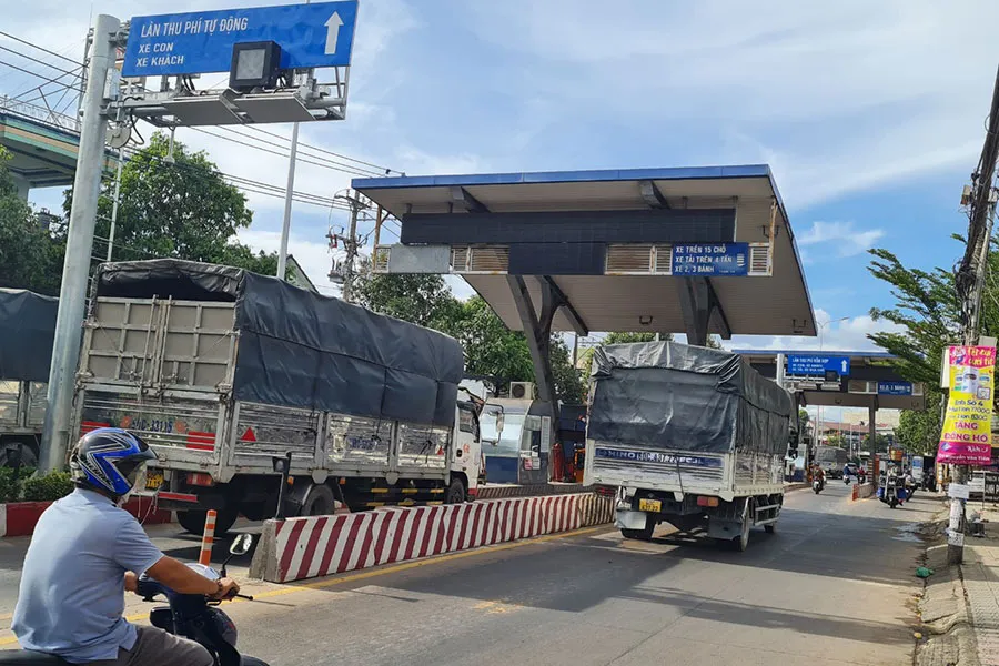 100% người dân không đồng ý đặt trạm thu phí BOT trên đường Đồng Khởi trong dự án đầu tư đường tỉnh 768. Ảnh: VH