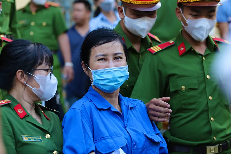 Bị cáo Hoàng Thị Thúy Nga tại tòa. Ảnh: HOÀNG GIANG