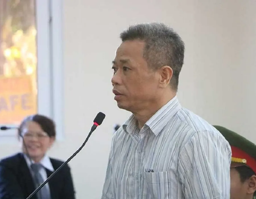 Bị cáo Khanh tại phiên tòa sơ thẩm. Ảnh: LA