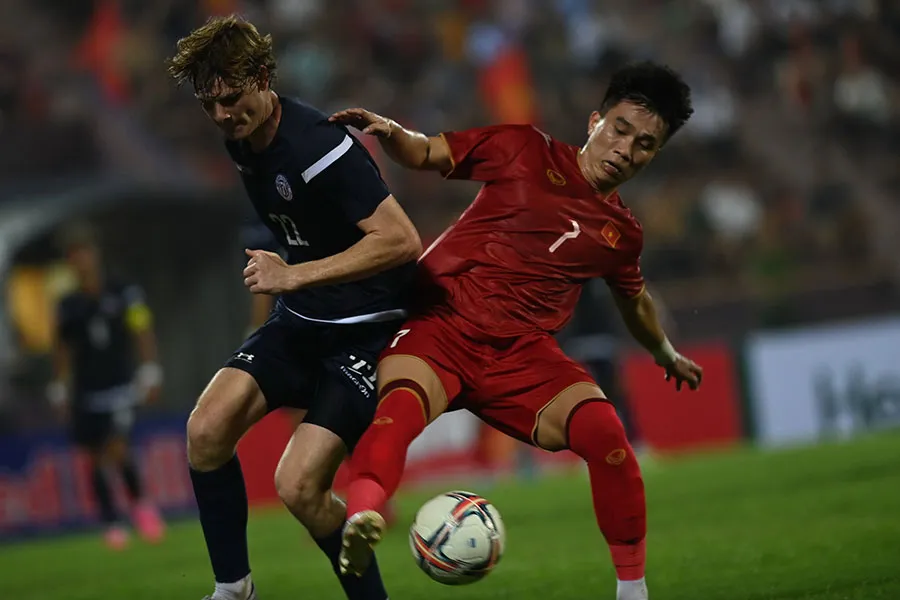 Lê Văn Đô mở tỉ số trong hiệp 1. Ảnh: ANH THỊNH Lê Văn Đô mở tỉ số trong hiệp 1. Ảnh: ANH THỊNH